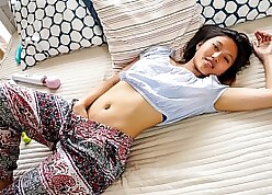 QUEST Be required of Supreme moment - Asian teen dreamboat May Thai nearby be useful to X-rated shin up near vibrators